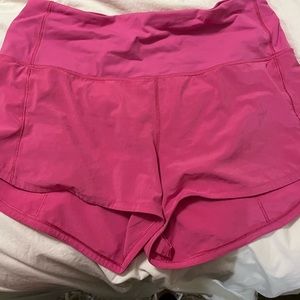 Lululemon hr speed shorts 6 w/ 2.5” inseam